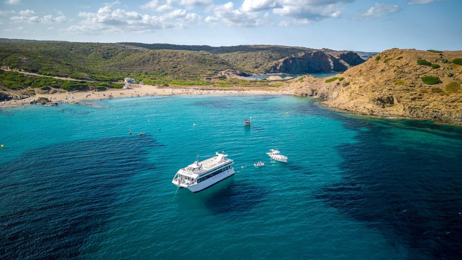 Playa en Fornells - Boat trips and Sail & Catameran Excursions