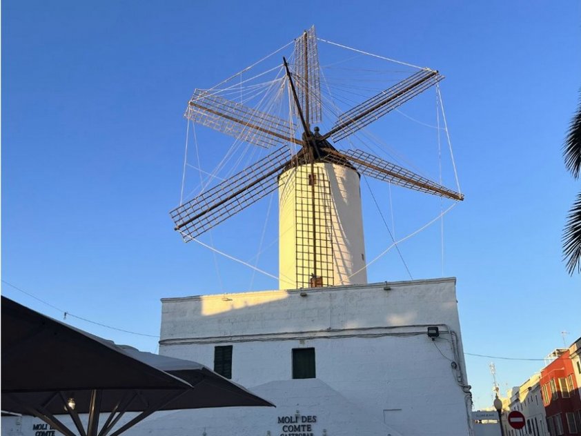 MOLI DES COMT windmill