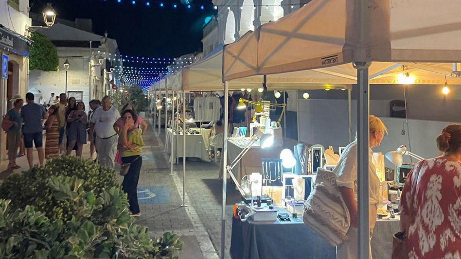 Night Market Sant Lluis