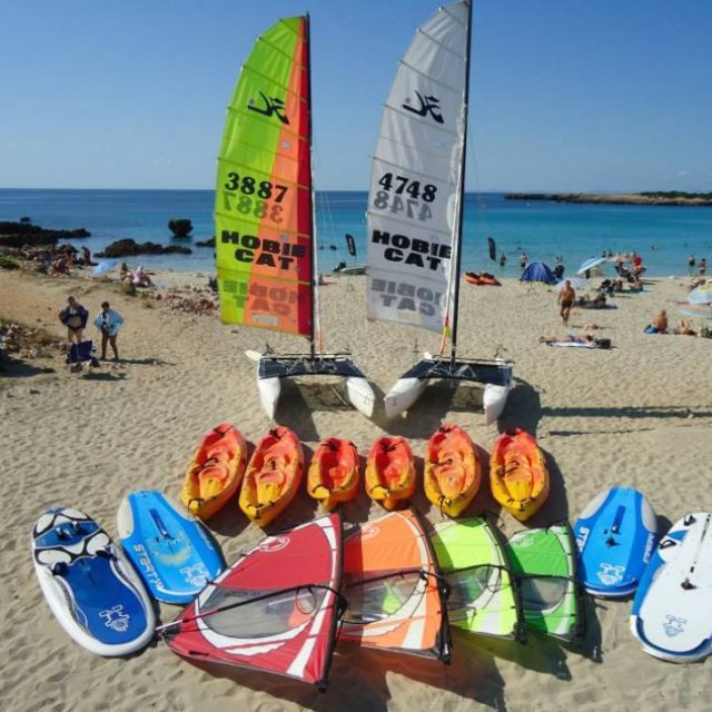 Surf n Sail Menorca