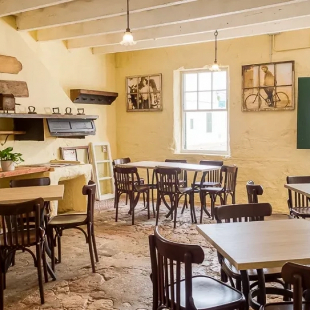 Menorca Cafes and Bars