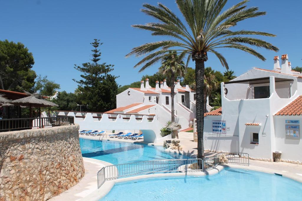 Apartment Hotel Cala en Blanes