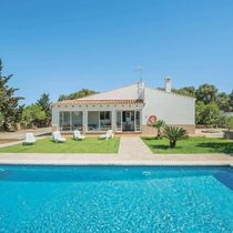 Villa Llucmacenet in Mahon