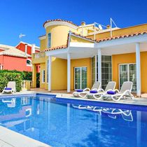 Villa Capricorn in Los Delfines