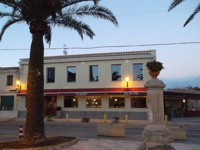 Es Casino Bar Restaurant